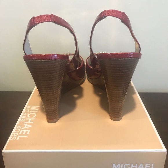 Michael Kors LEATHER Rochelle Sling Wedges Size 9 - Picture 4 of 5